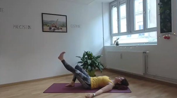 Exercice Pilates abdos