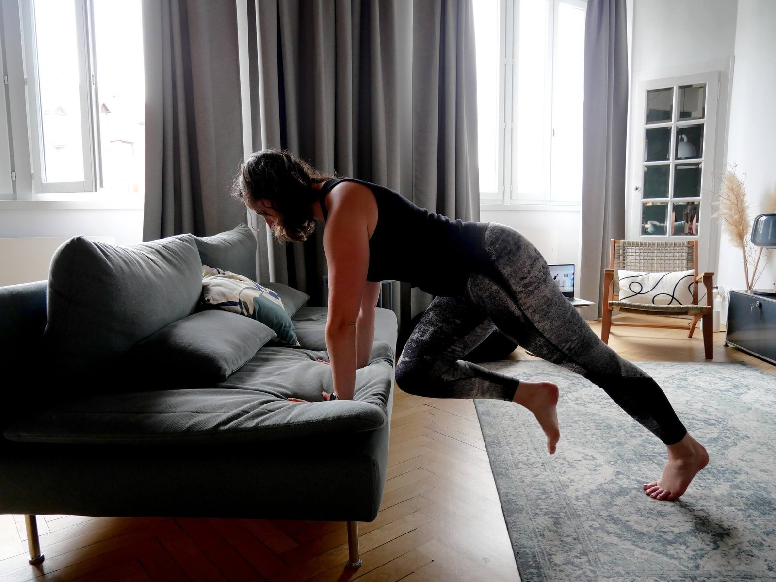 Cours de Pilates en visio avec Sophie, coach Pilates certifiée